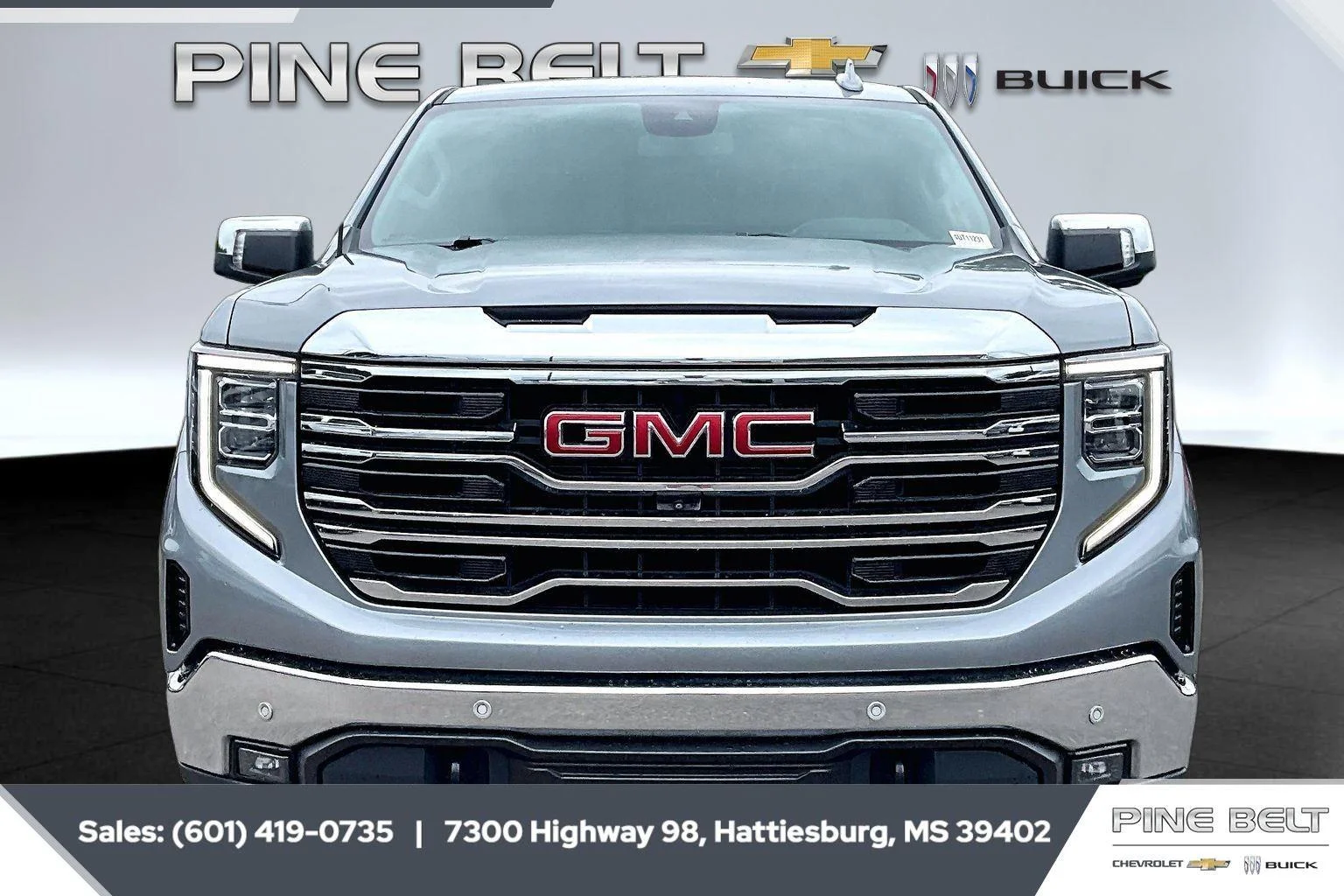 Used 2024 Sterling Metallic GMC SLT image 3