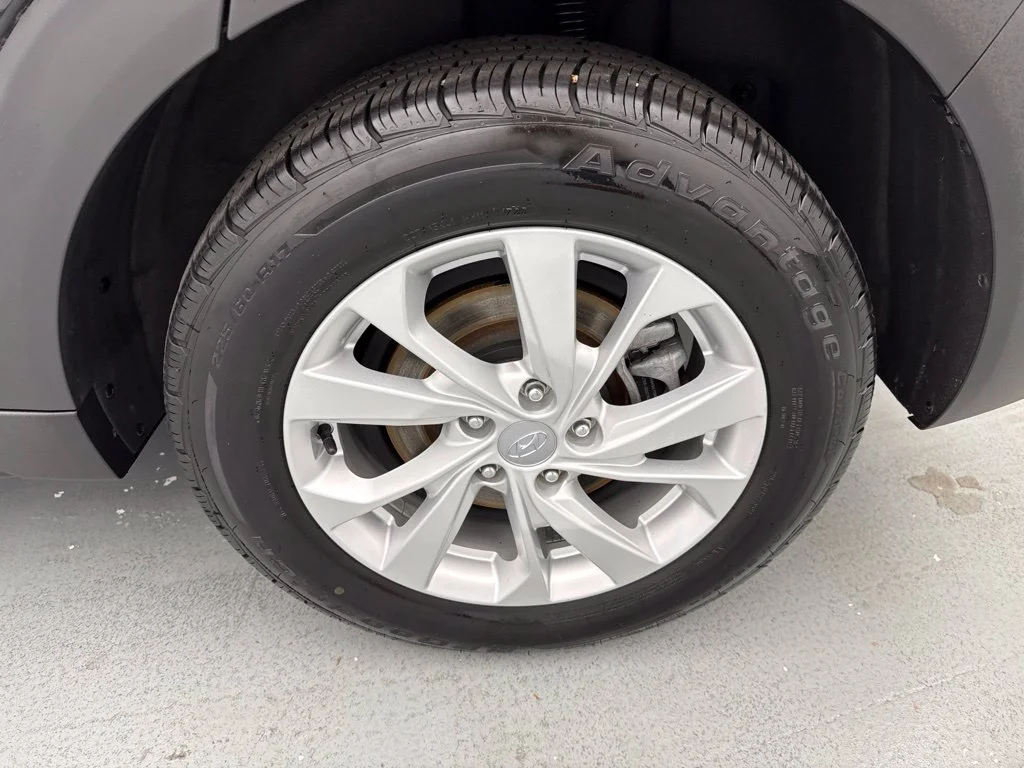 2019 Hyundai Tucson VALUE SUV Slide 4