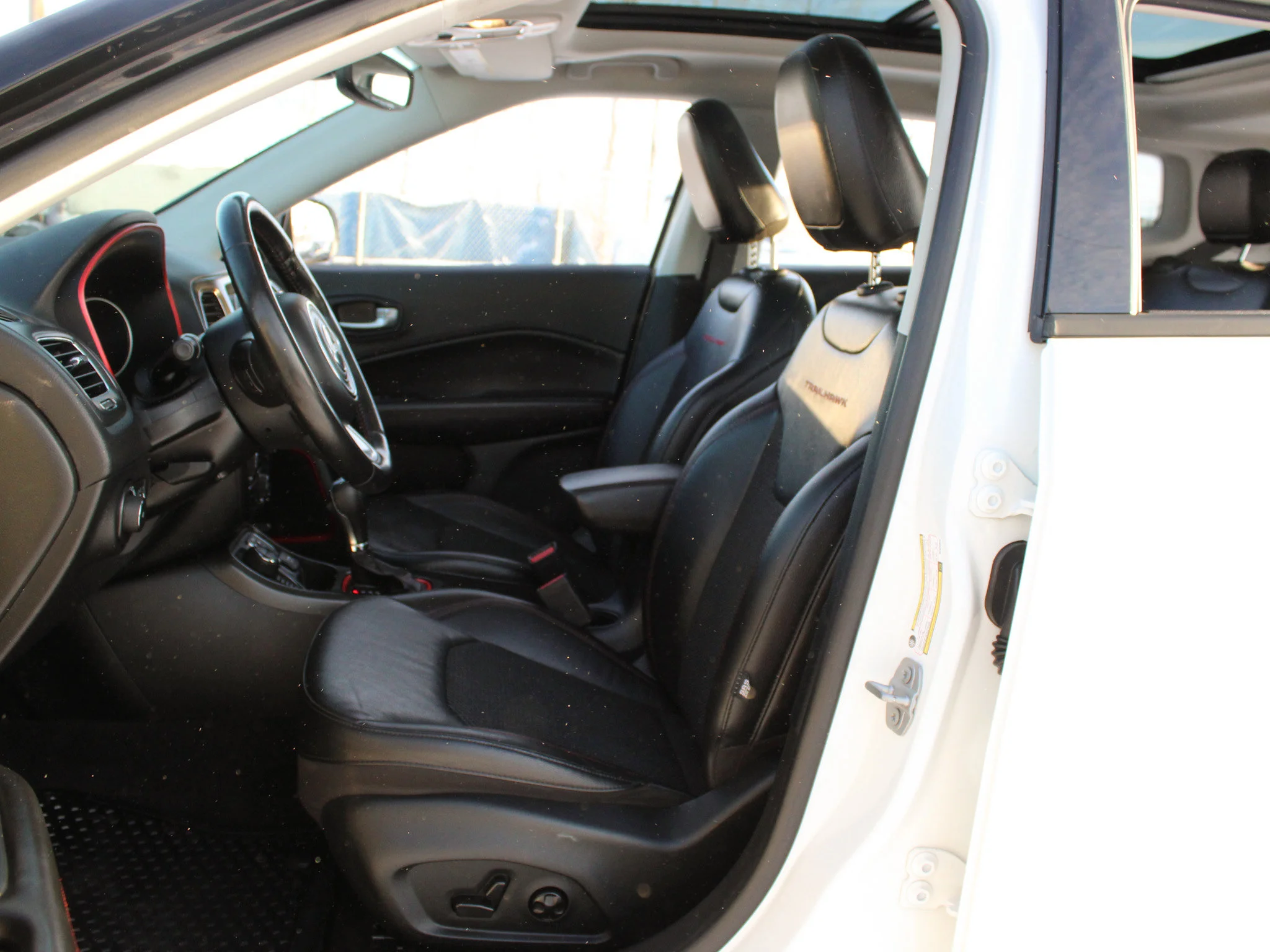 Certified Used 2021 White Jeep Trailhawk * Alpine | Panoramic Roof | Heated Seats | Off-Road Skid Plates | Apple CarPlay image 3