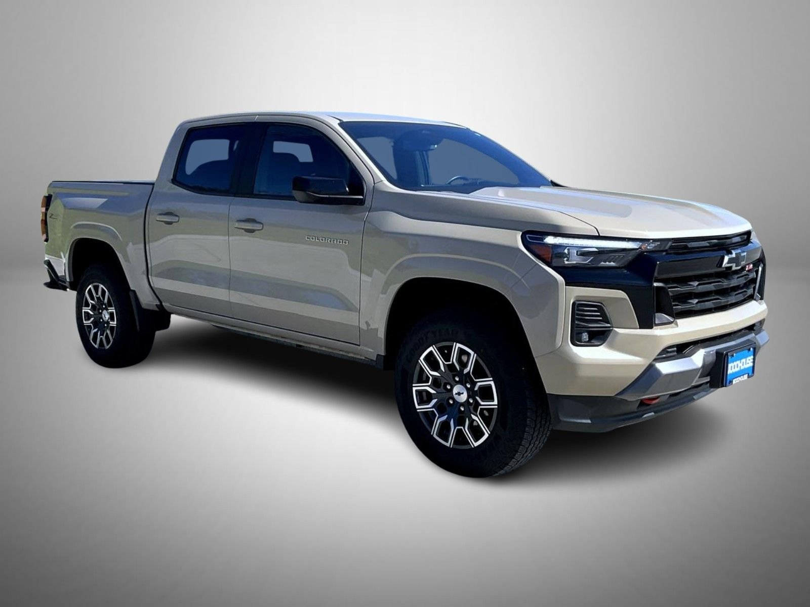 Used 2023 Beige Chevrolet Z71 image 3