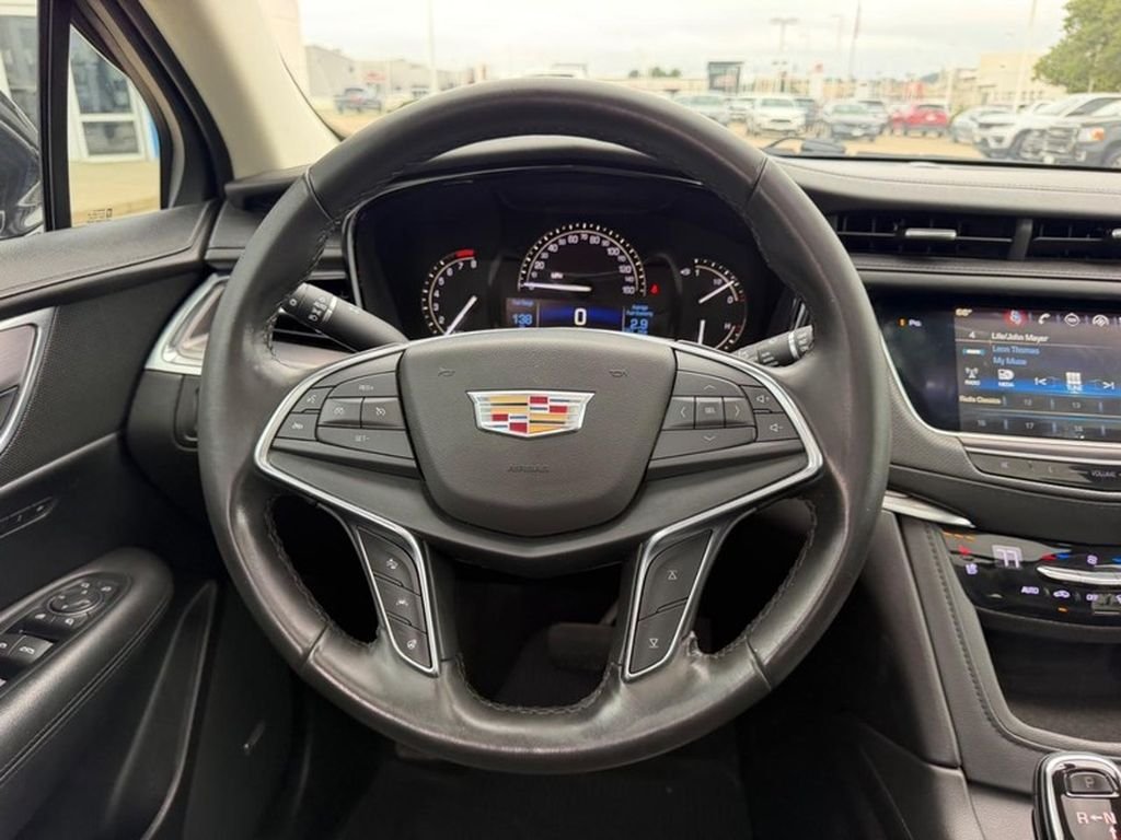 Used 2018 Dark Granite Metallic Cadillac Premium Luxury FWD image 13