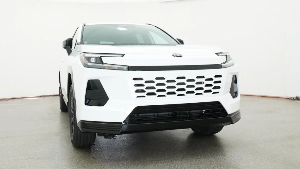 New 2026 Ice Cap Toyota SE image 10