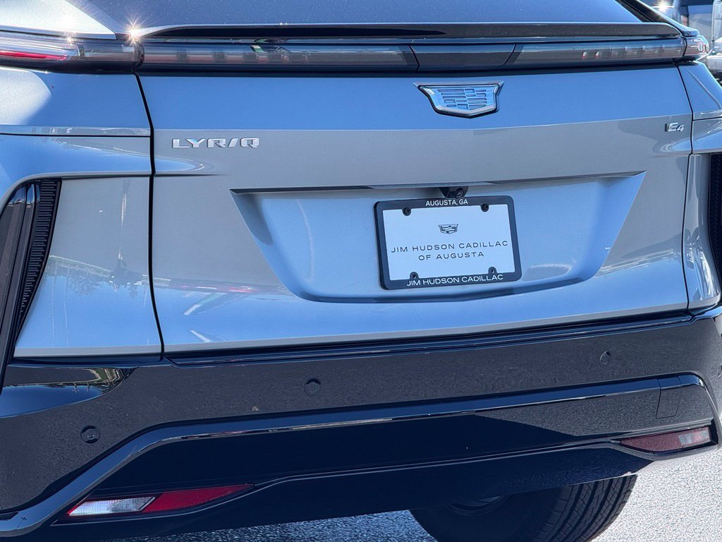 2027 Cadillac LYRIQ Sport - Photo 9