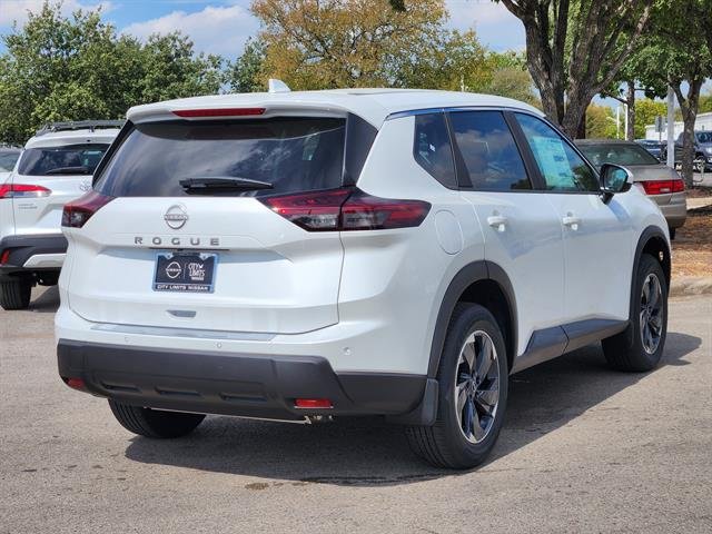 2026 Nissan Rogue SV photo 4