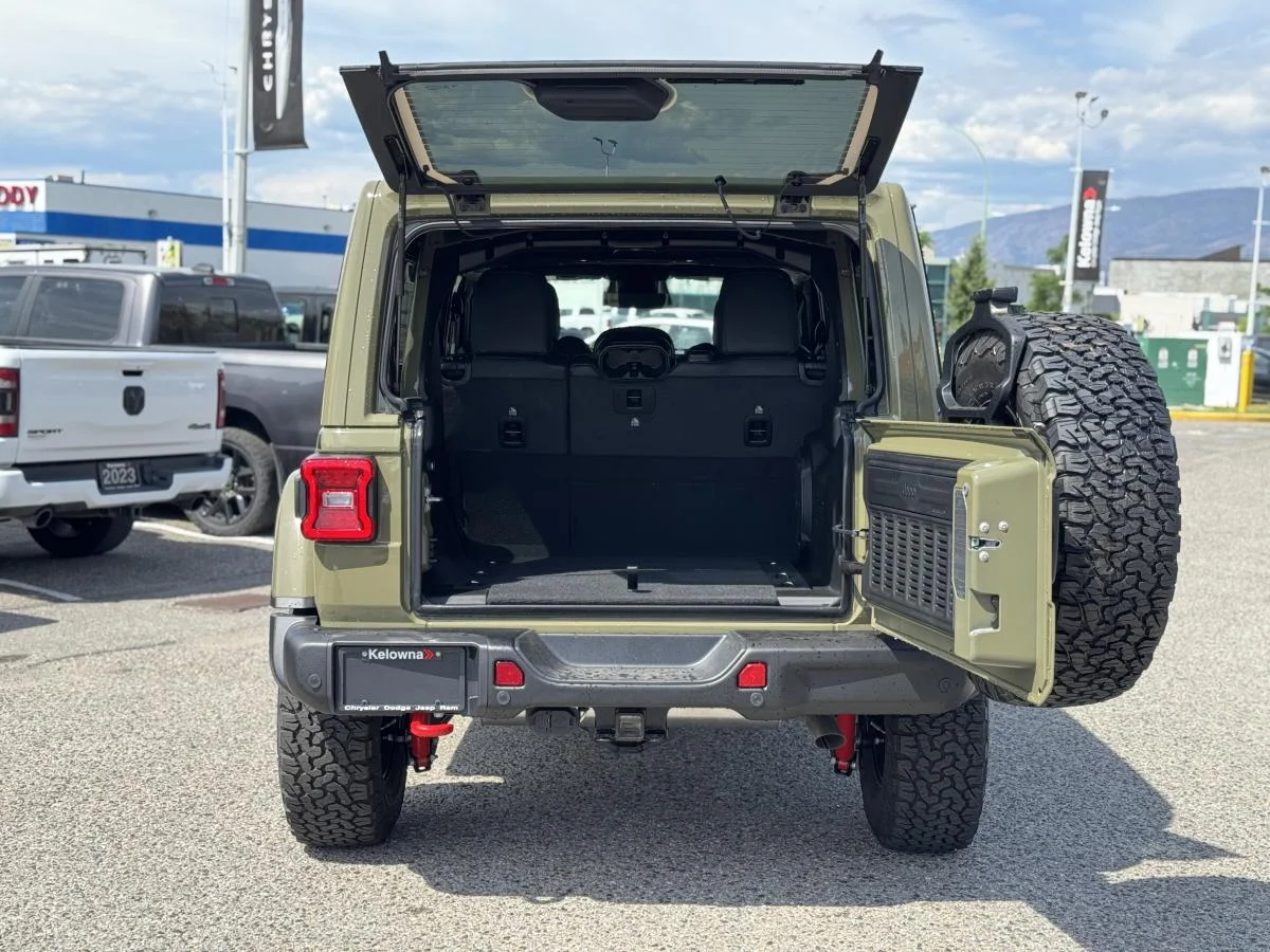New 2026 41 (pj5) Jeep 4-Door Rubicon X image 7