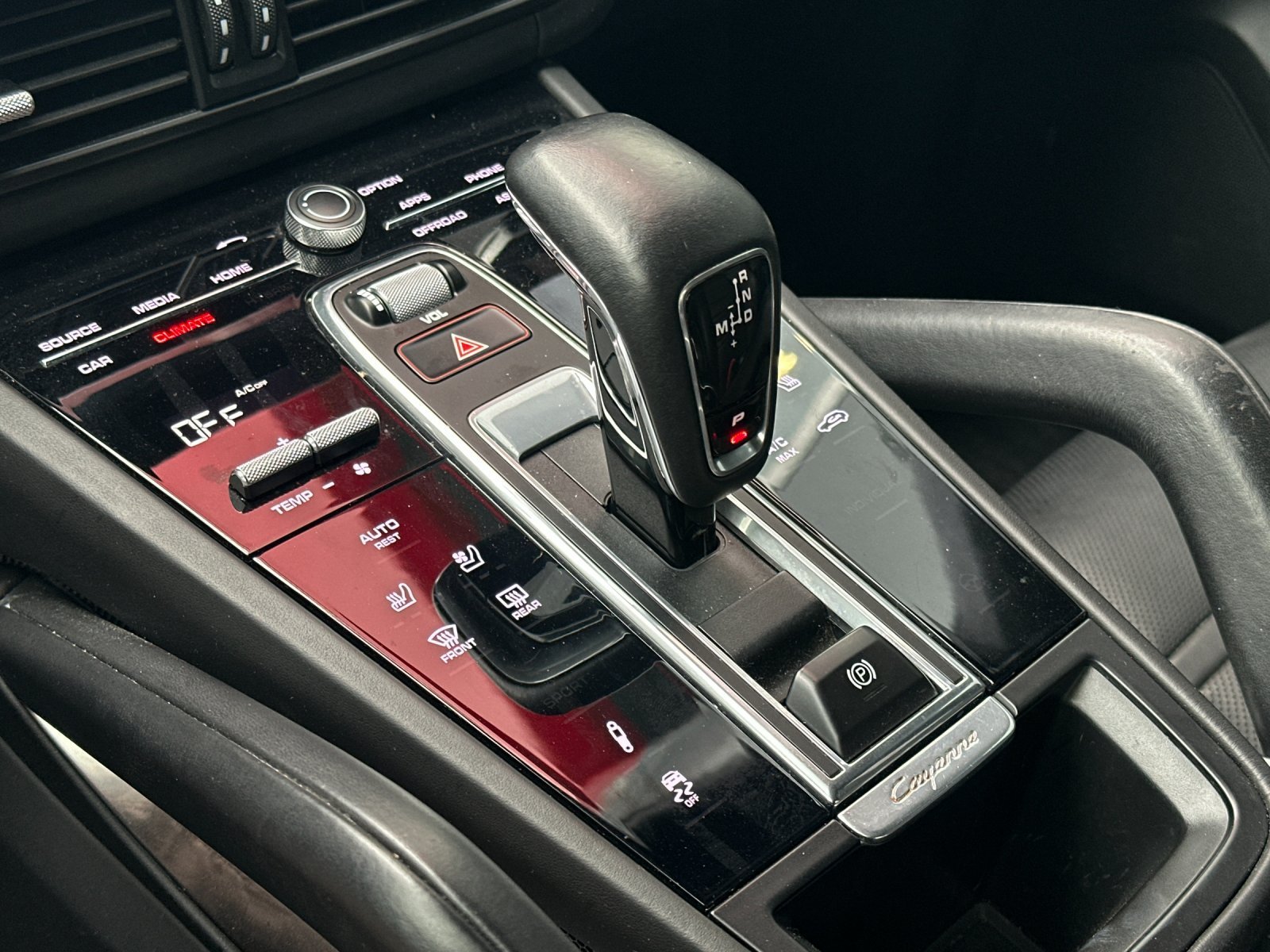 Used 2020 Gray Porsche Turbo image 21