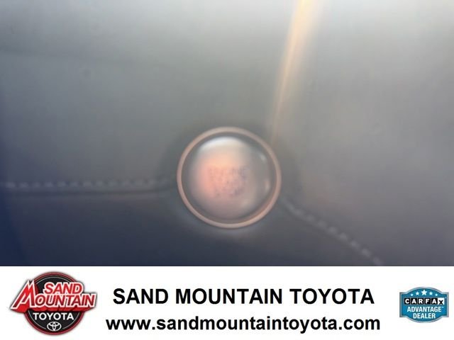 Used 2023 Silver Hyundai Calligraphy image 19