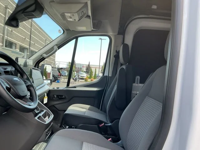New 2026 Oxford White Ford Base image 14