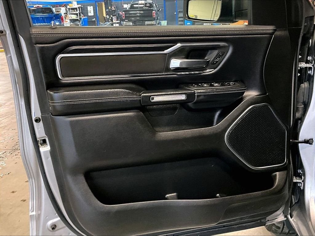 Used 2024 Silver Ram Laramie image 9