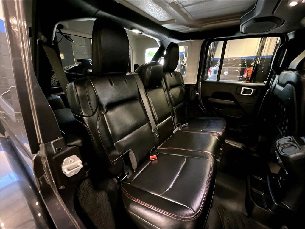 Used 2021 Gray Jeep Unlimited Rubicon image 16