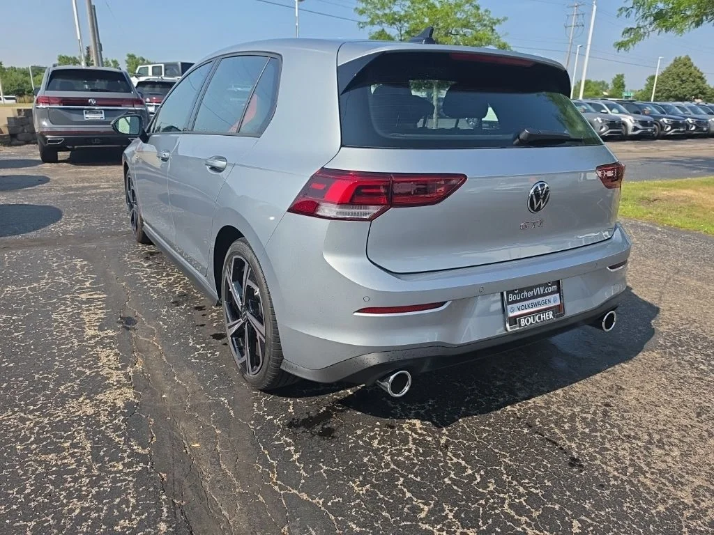 New 2026 Alpine Silver Metallic Volkswagen 2.0T SE image 3