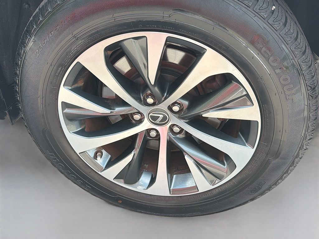 Used 2021 Eminent White Pearl Lexus  image 7