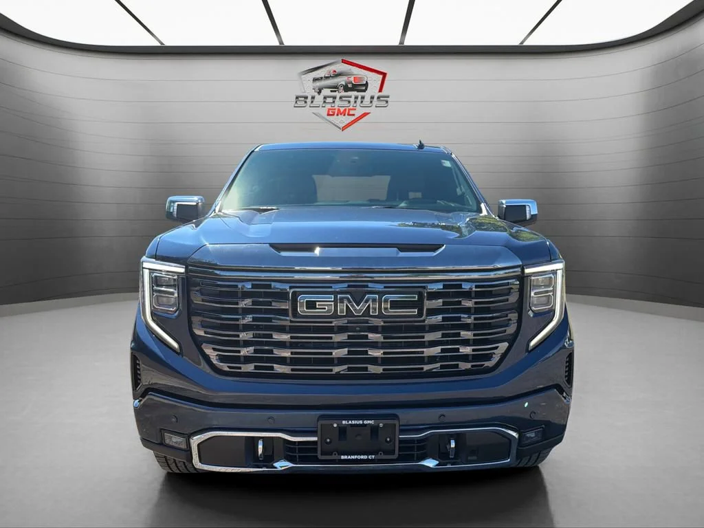 Used 2022 Pacific Blue Metallic GMC Denali Ultimate image 8