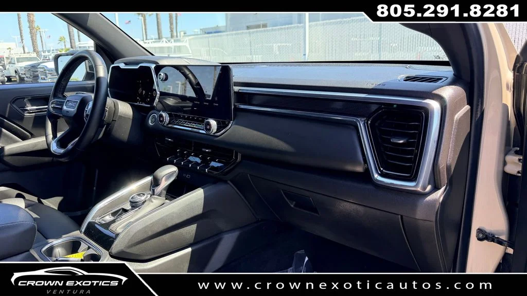 Used 2024 Beige GMC Elevation image 13