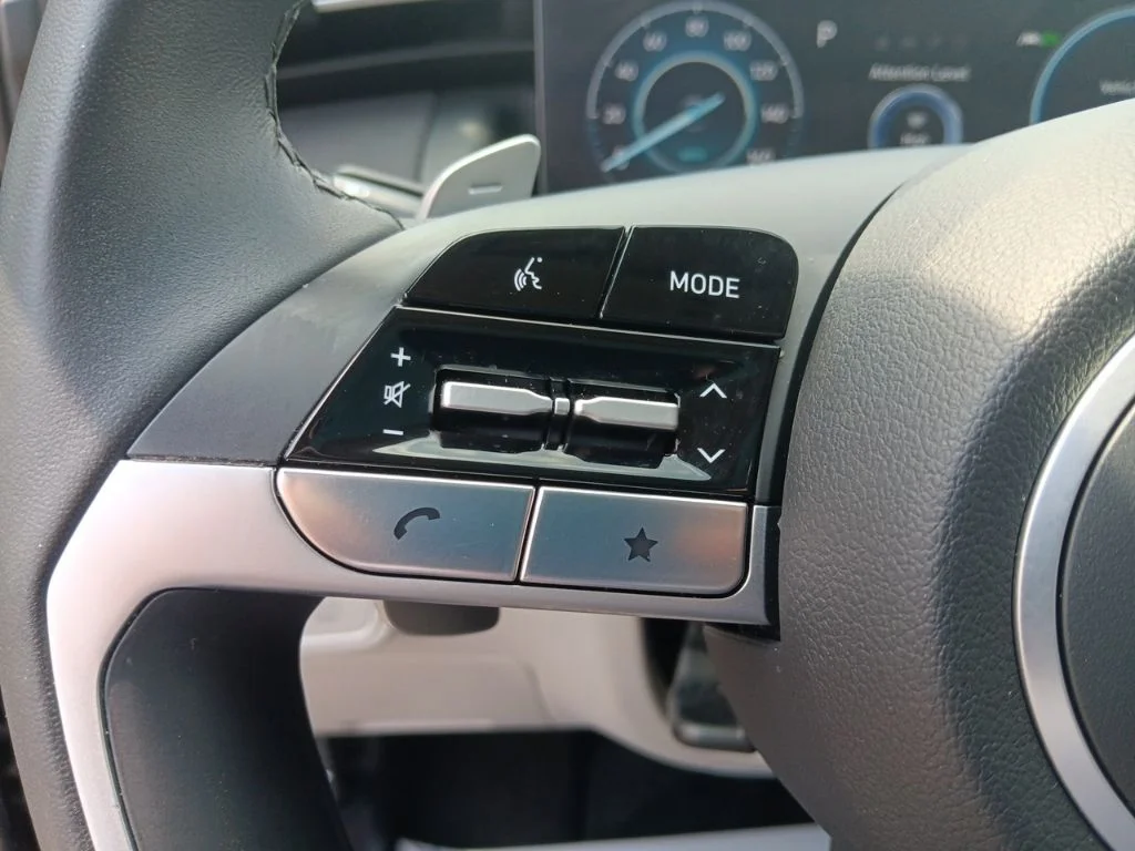 Used 2024 Black Pearl Hyundai SEL Convenience image 17