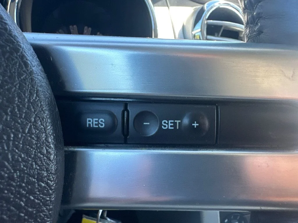 Used 2009  Ford GT image 14