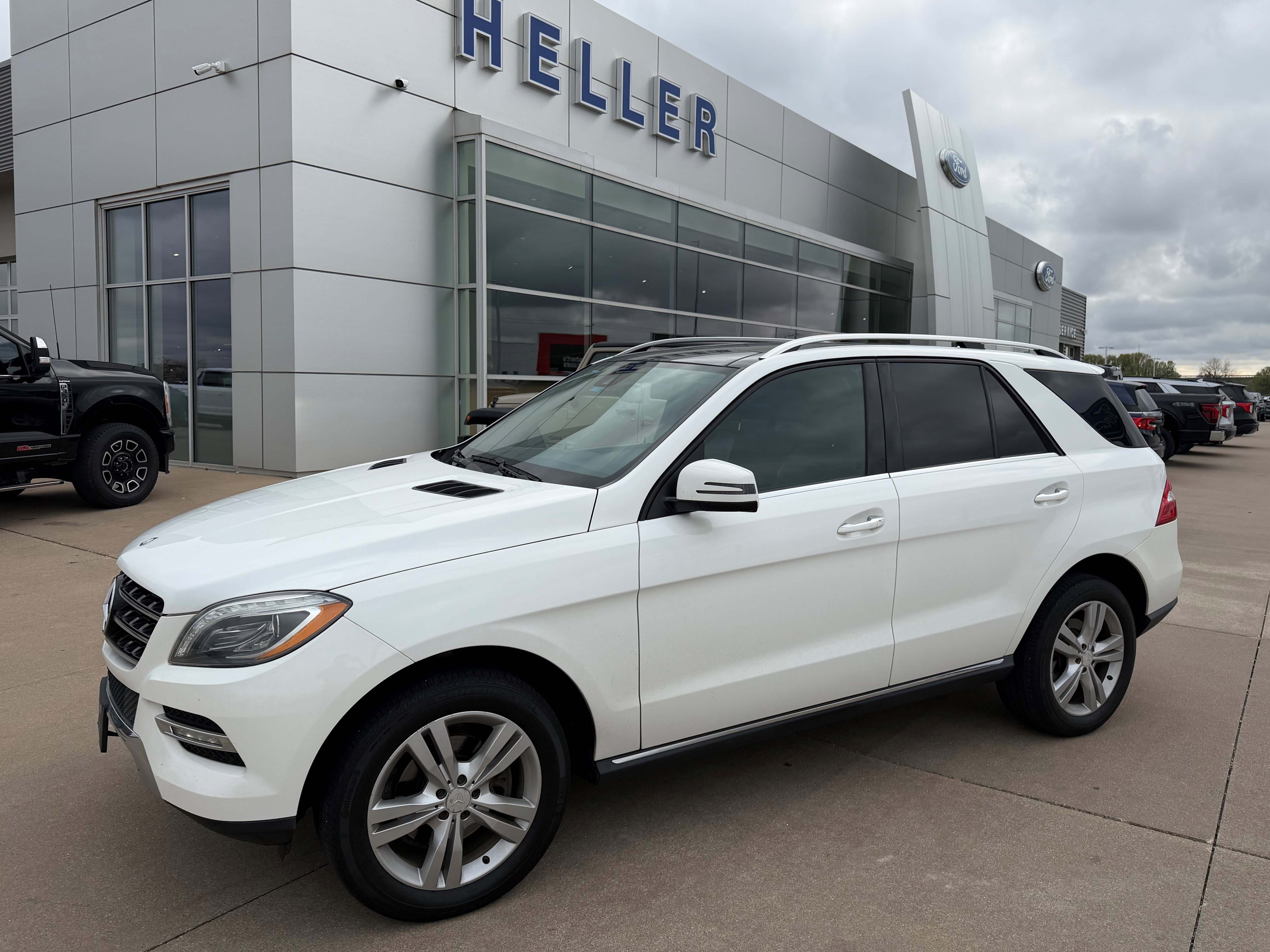 Used 2014 Polar White Mercedes-Benz ML 350 image 3
