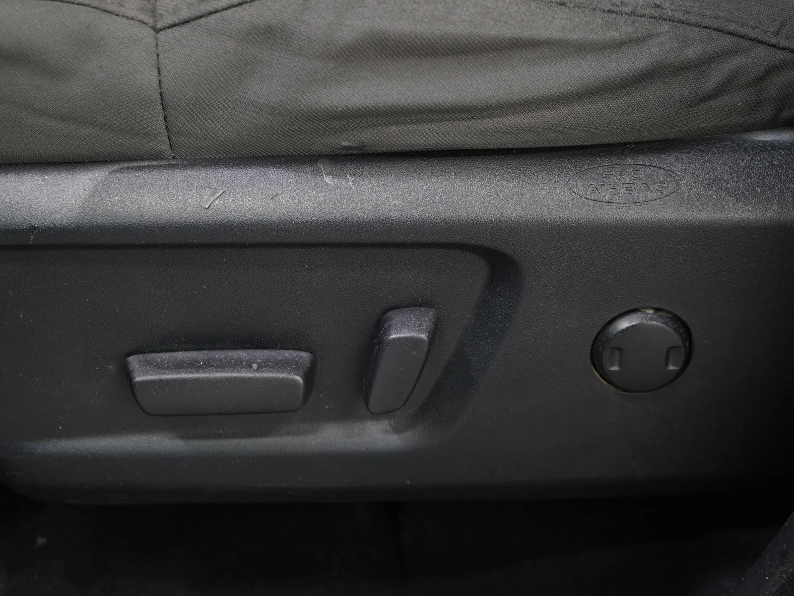 Used 2018 Cement Toyota SR5 image 25