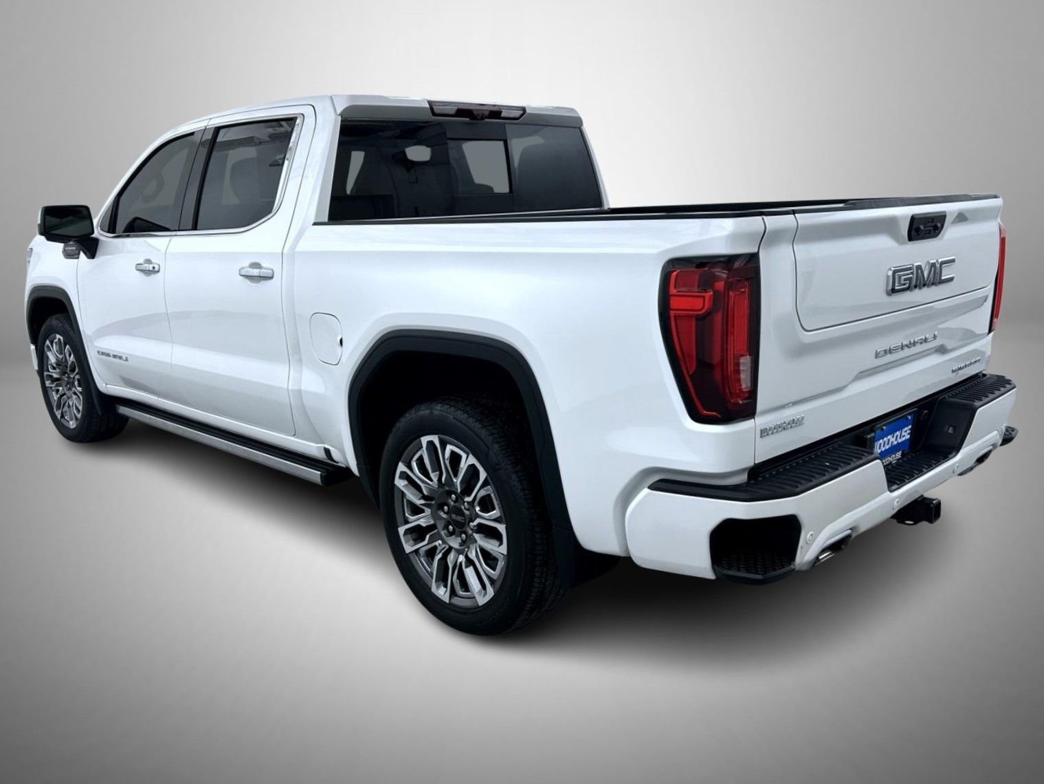 Used 2024 White GMC Denali Ultimate image 7