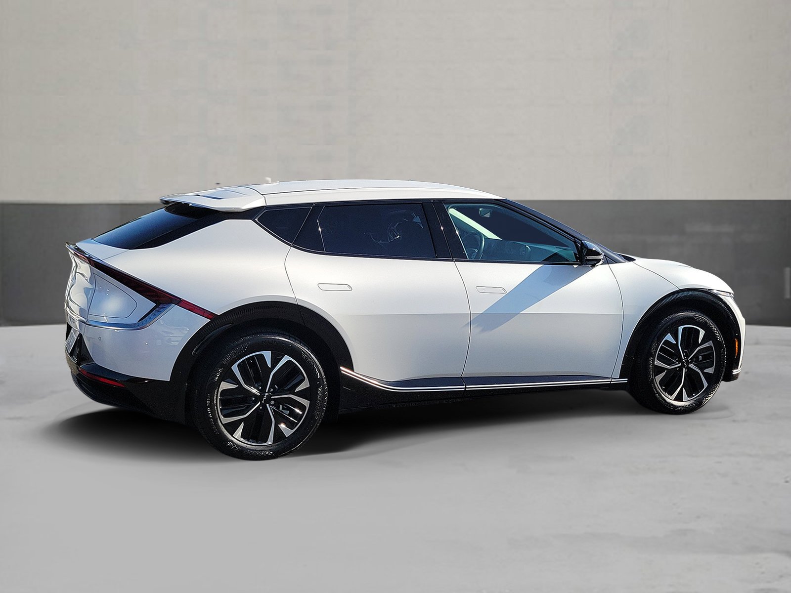 Used 2024 Kia EV6 Wind with VIN KNDC34LA7R5188080 for sale in Cerritos, CA