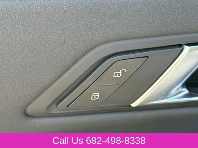 Used 2025 White BMW 330i xDrive image 21