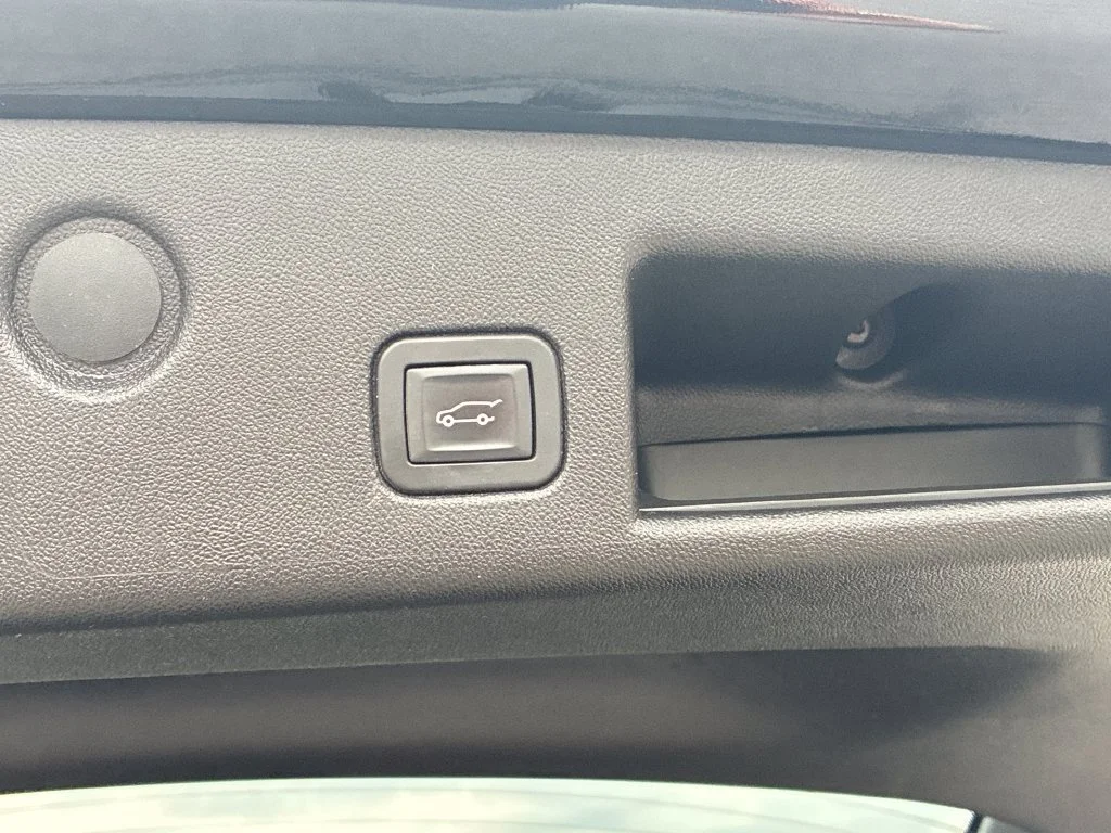 Used 2019 Black Chevrolet LT image 36