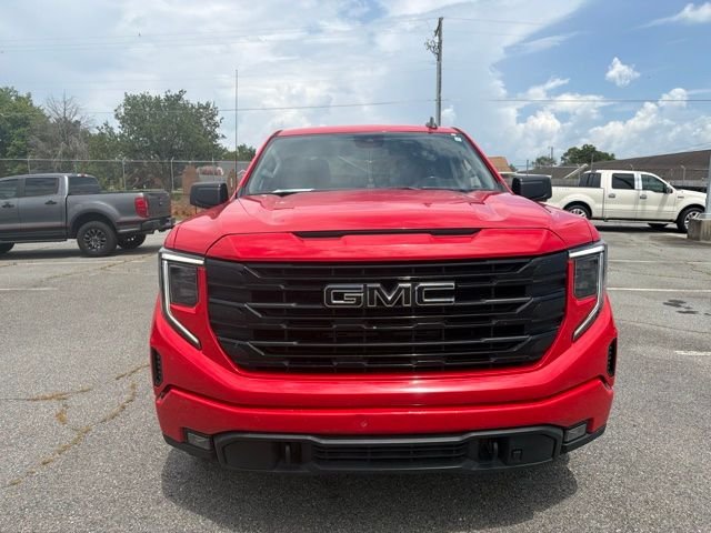 Used 2023 Red GMC Elevation image 4