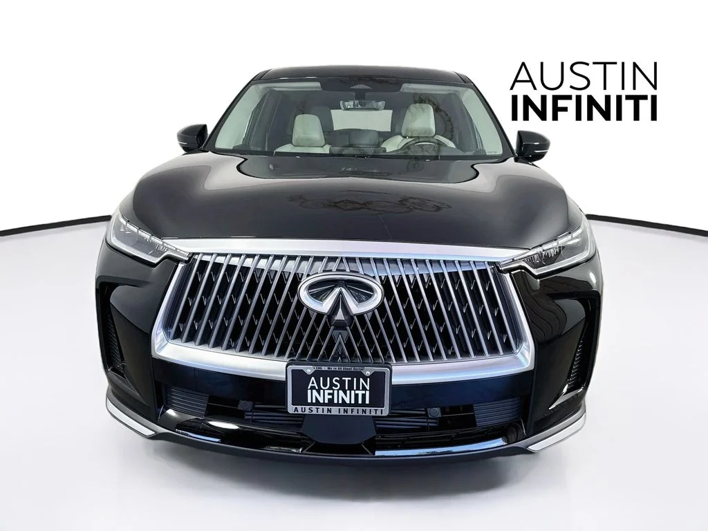 Certified Used 2026 Black INFINITI PURE image 4