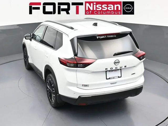 New 2026 Everest White Pearl TriCoat Nissan Dark Armor™ image 43