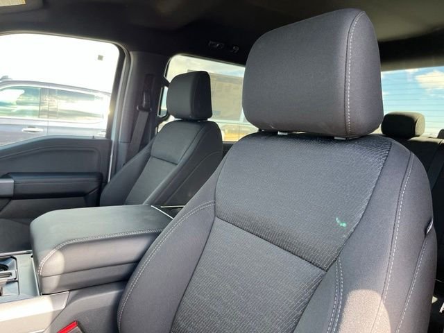 New 2026 Oxford White Ford XLT image 12