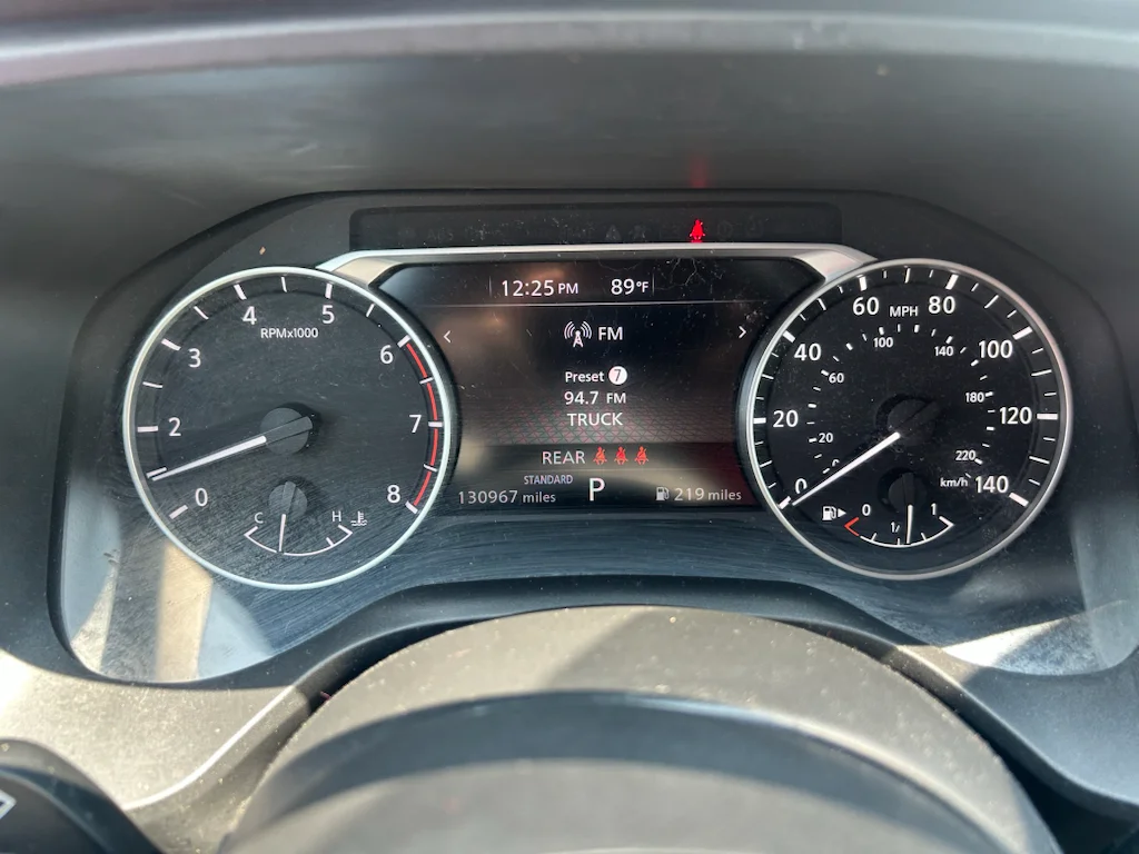 Used 2021 Gray Nissan SV FWD image 9