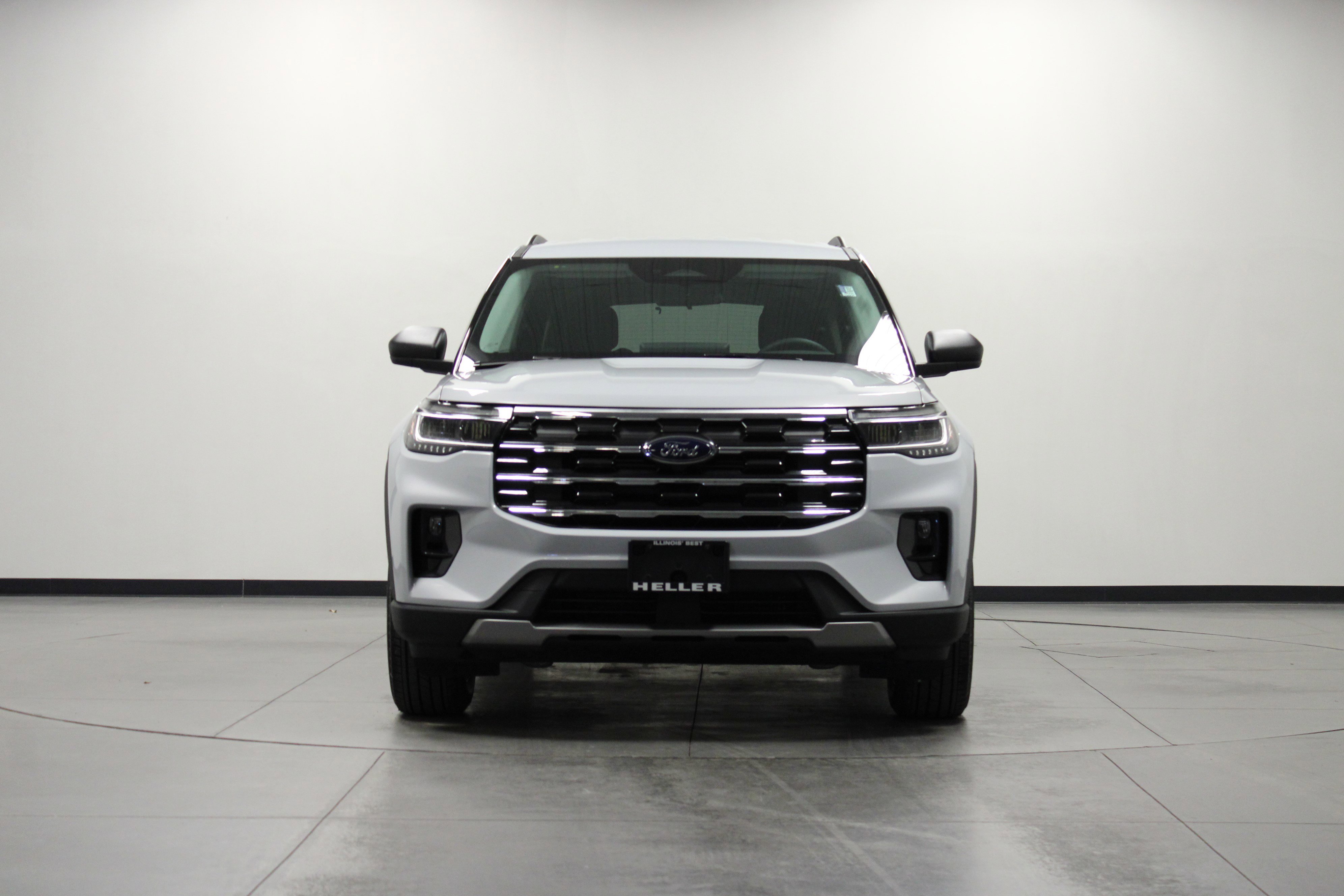 New 2026 Space White Metallic Ford Active image 9