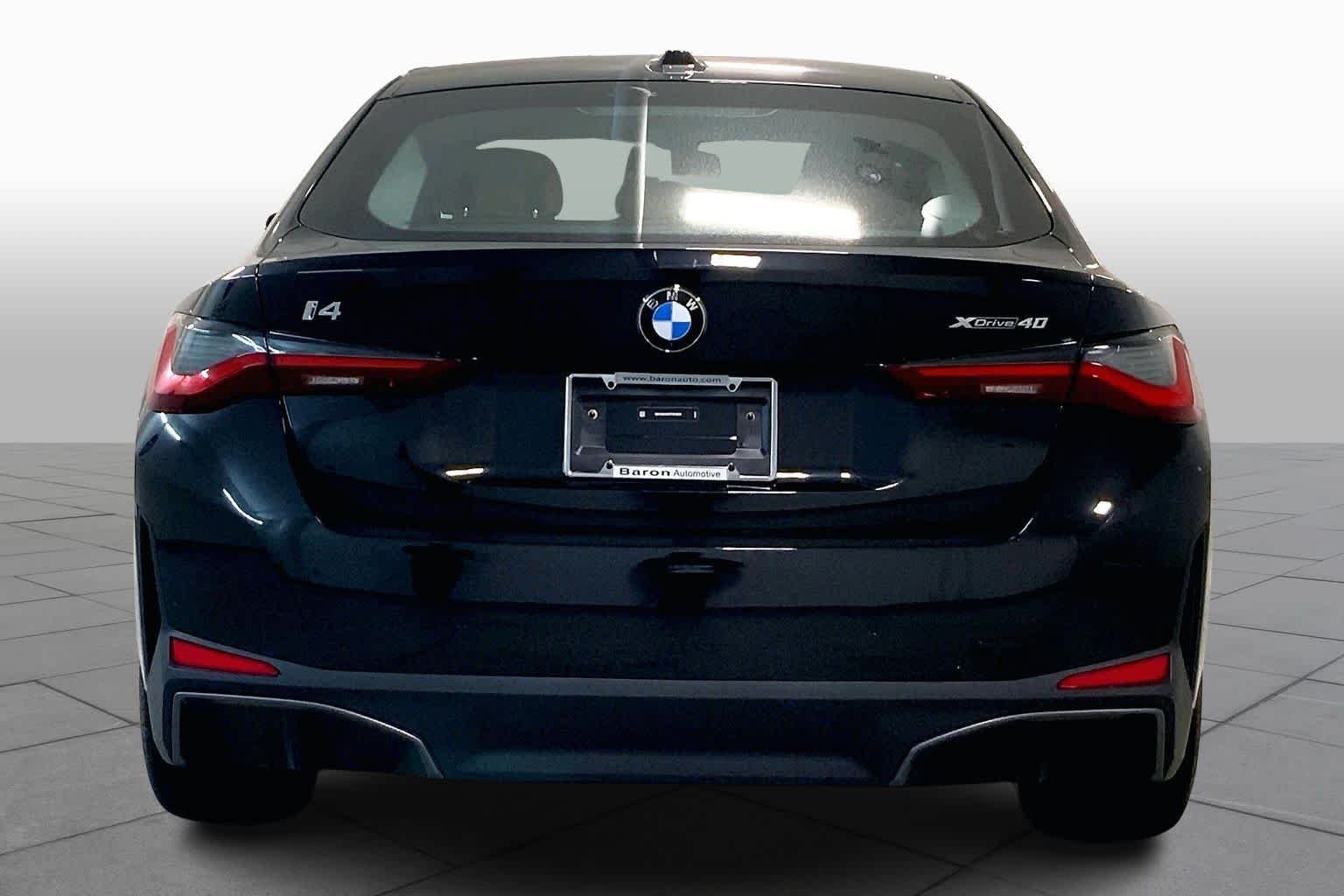New 2026 Black Sapphire Metallic BMW xDrive40 image 4
