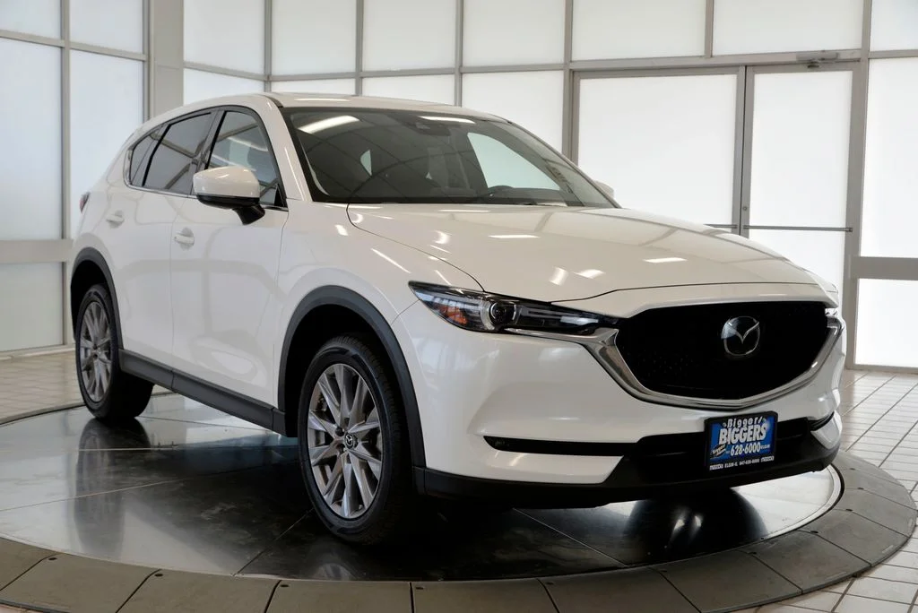 Used 2020 White Mazda Grand Touring image 2