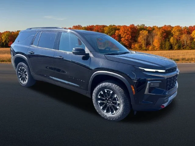 New 2026 Mosaic Black Metallic Chevrolet Z71 image 7