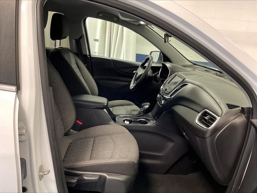 Used 2024 White Chevrolet LT image 10