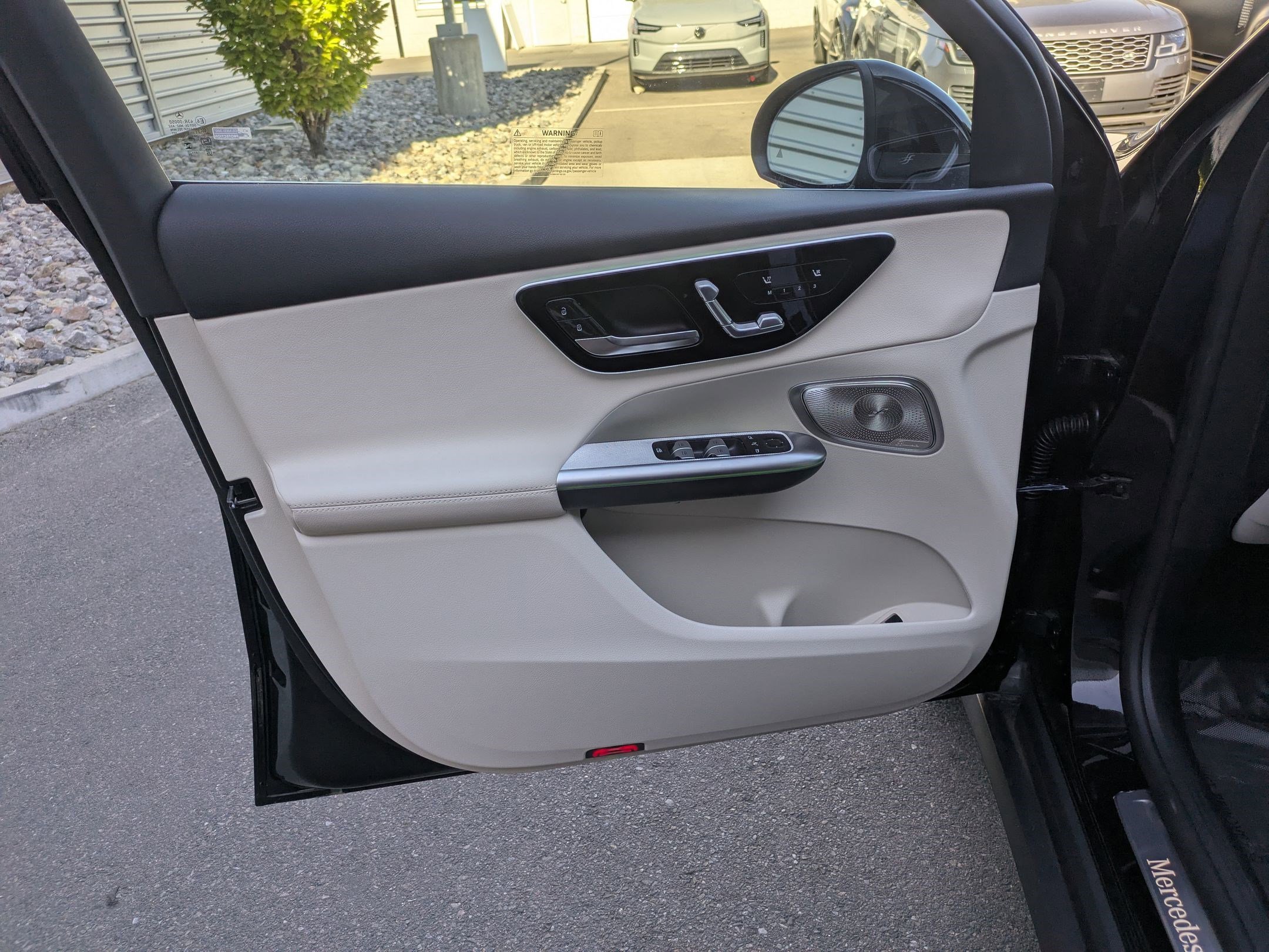 2025 Mercedes-Benz GLC Base - Photo 10