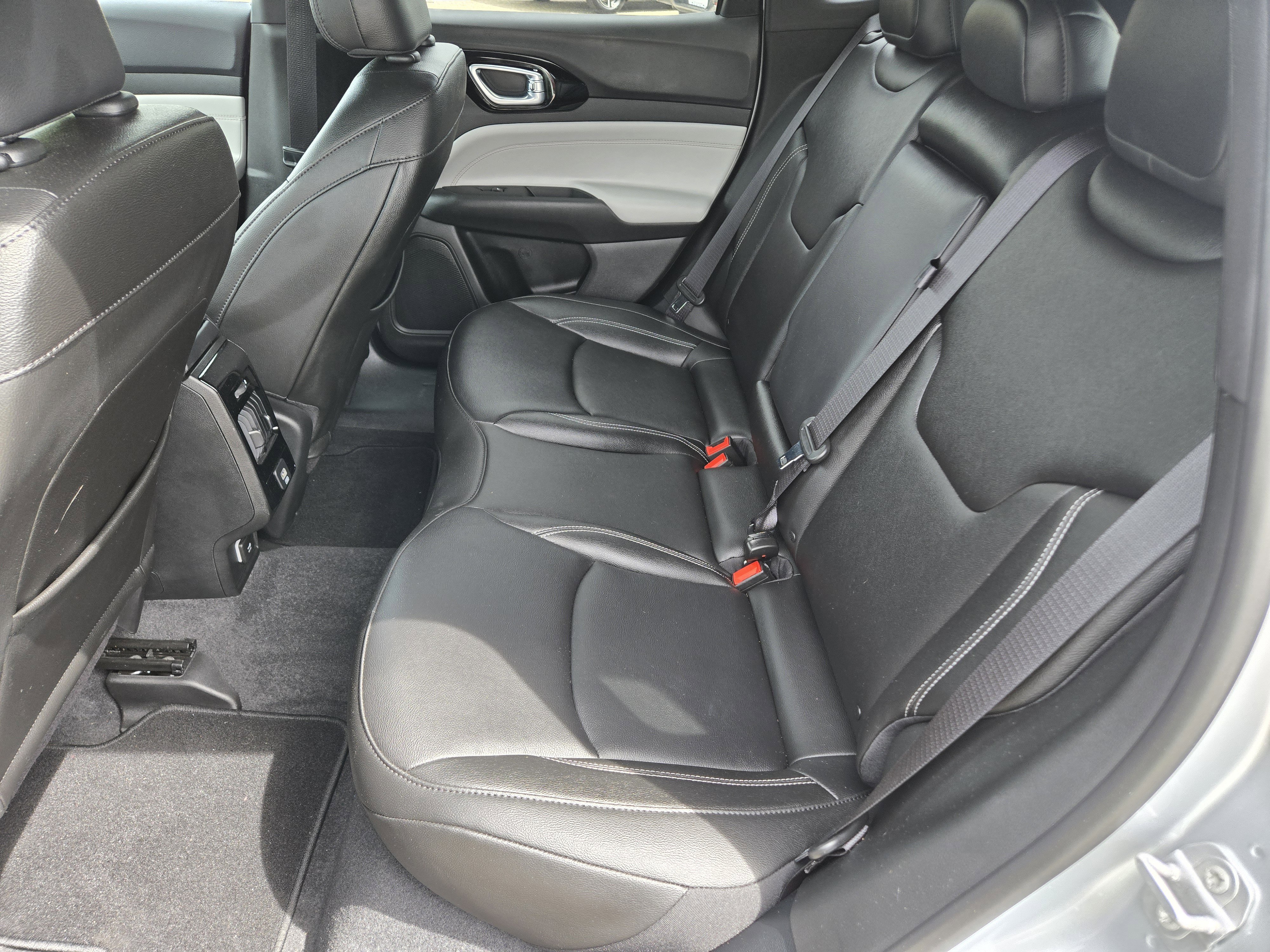 2025 Jeep Compass Limited - Photo 17
