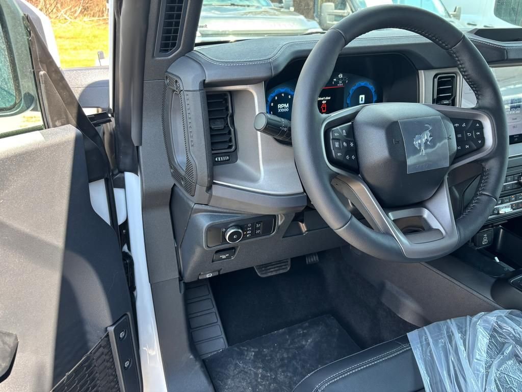 New 2026 Oxford White Ford Outer Banks® image 9