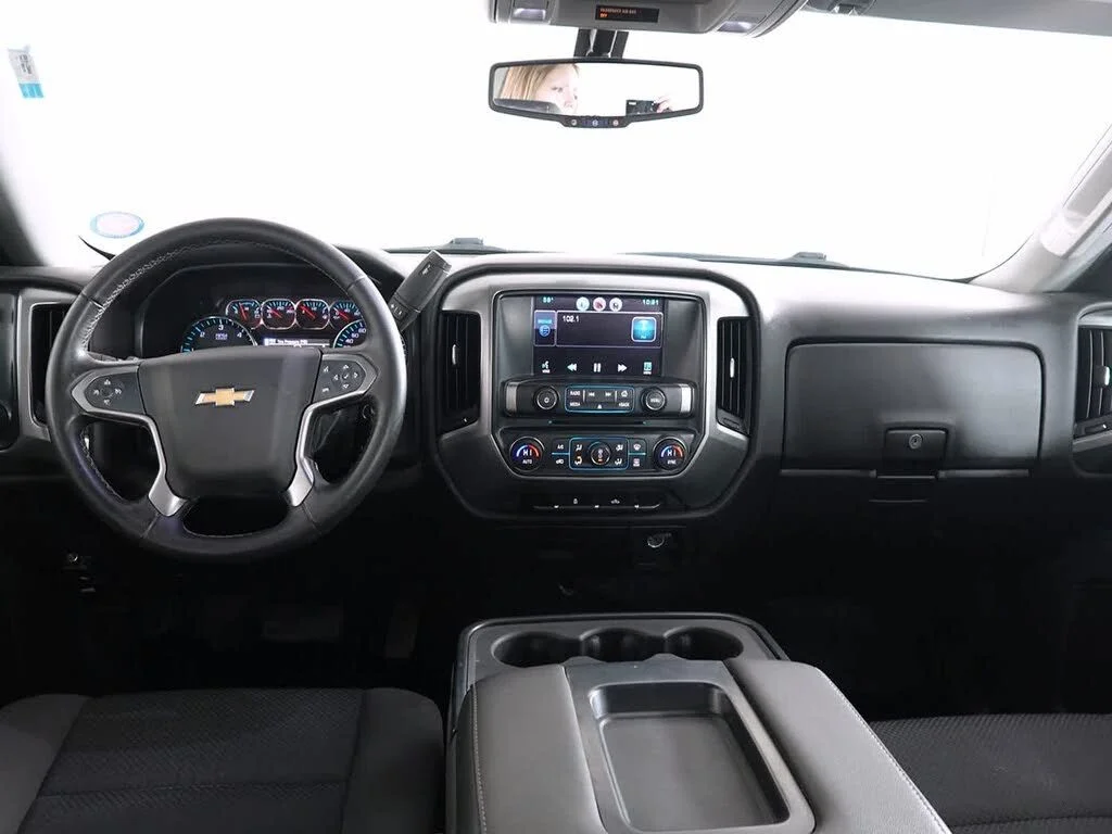Used 2015 Chevrolet Silverado 1500 LT with VIN 1GCVKREC0FZ441445 for sale in Sandusky, MI