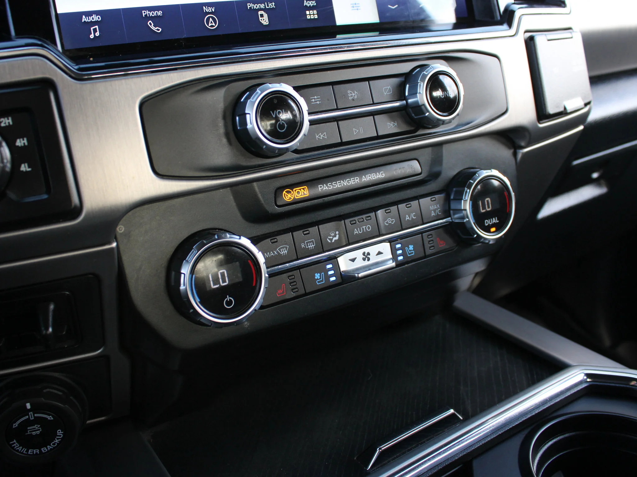 Used 2022 Black Ford Platinum * No Accidents | 3M PPF | Apple CarPlay | Diesel | Massage Seats | Tonneau Cover | B&O image 29
