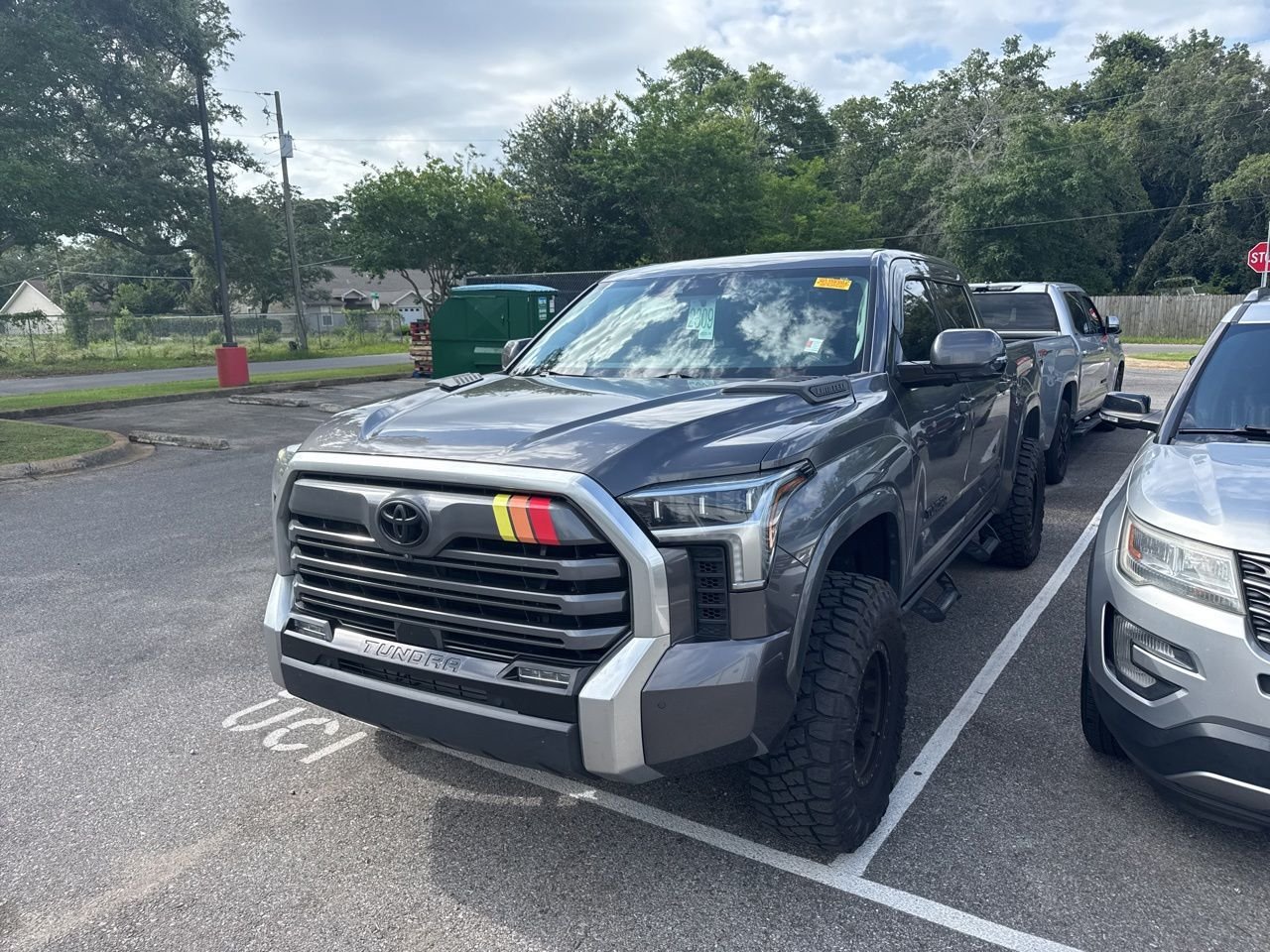 Used 2022  Toyota Limited image 1
