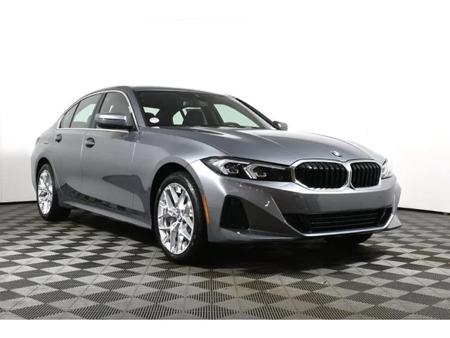 New 2026 Skyscraper Grey Metallic BMW 330i xDrive image 9