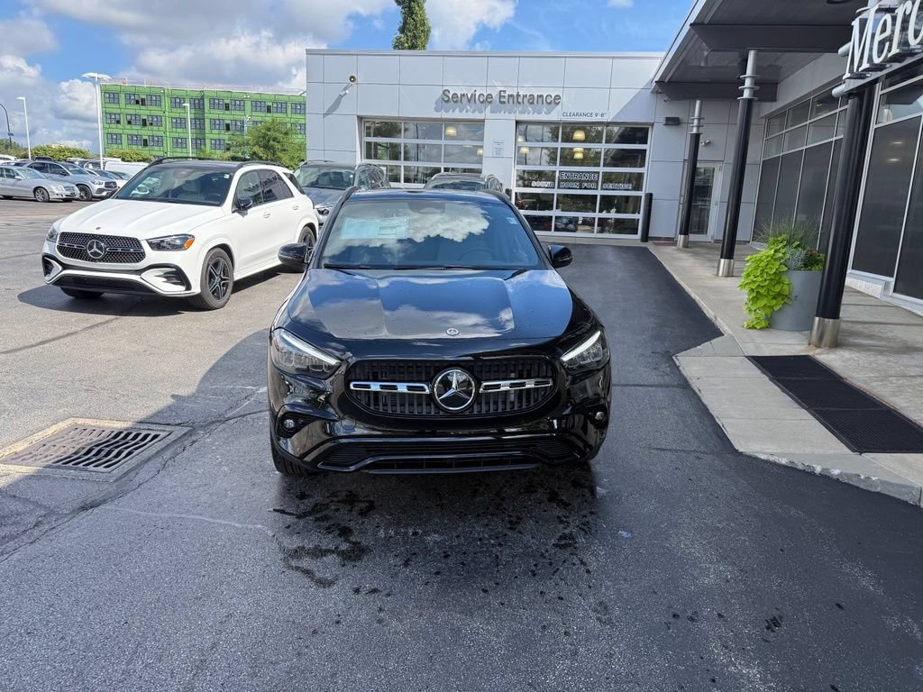 New 2026 Night Black Mercedes-Benz GLA 250 image 3