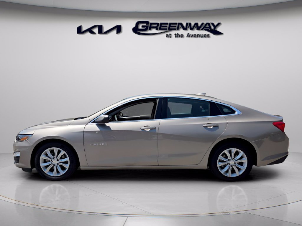 Used 2024 Mineral Gray Metallic Chevrolet LT image 3