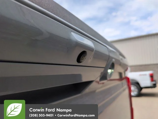 New 2026 Glacier Gray Metallic TriCoat Ford Lariat image 30