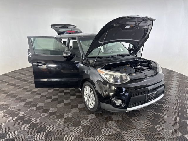 Used 2017 Black Kia Plus image 12
