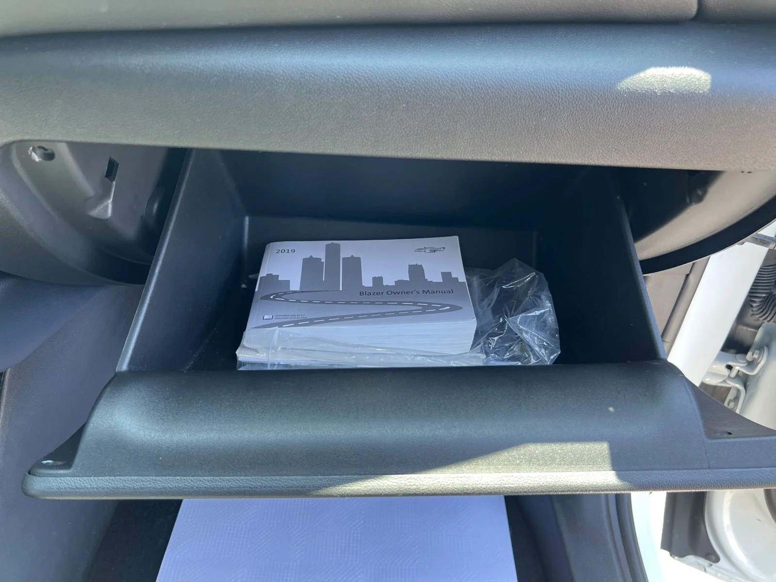 Used 2019 Summit White Chevrolet Base image 50