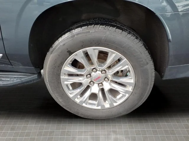 Used 2021 Blue GMC Denali image 9