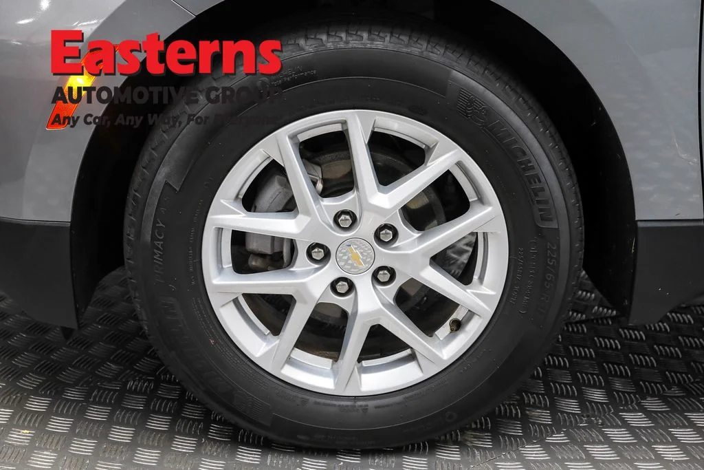 Used 2023 Gray Chevrolet LT image 31